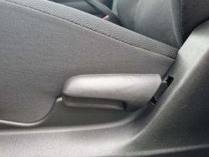 Toyota Urban Cruiser 1.5 Xi - Image 17