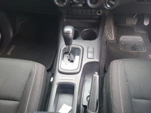 Toyota Hilux 2.4 GD-6 Raider X 4X4 automaticD/C - Image 12