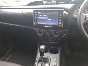 Toyota Hilux 2.4 GD-6 Raider X 4X4 automaticD/C - Image 17