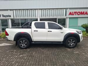 Toyota Hilux 2.4 GD-6 Raider X 4X4 automaticD/C - Image 3