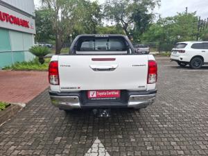 Toyota Hilux 2.4 GD-6 Raider X 4X4 automaticD/C - Image 5
