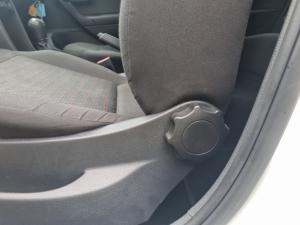 Volkswagen Polo Vivo 1.4 Trendline - Image 17