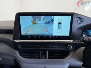 Volkswagen Transporter Kombi 2.0 TDi Commerce automatic - Image 12