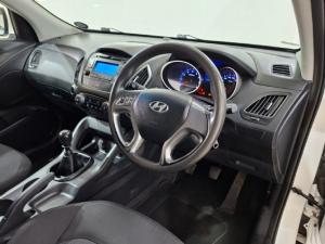 Hyundai ix35 2.0 Premium - Image 8