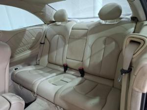 Mercedes-Benz CLK 500 Coupe - Image 10