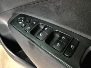 Hyundai Grand i10 1.2 Fluid hatch manual - Image 12