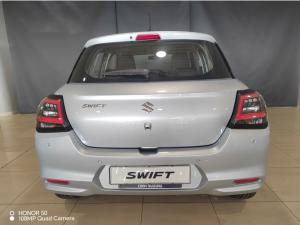 Suzuki Swift 1.2 GLX auto - Image 5