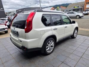 Nissan X-Trail 2.5 4x4 LE CVT - Image 5