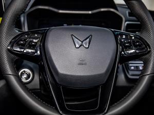 Mahindra XUV 3XO 1.2T AX7L - Image 13