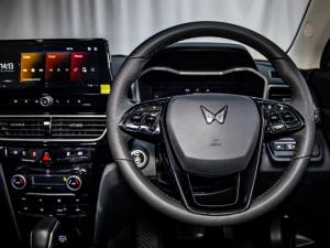 Mahindra XUV 3XO 1.2T AX7L - Image 15