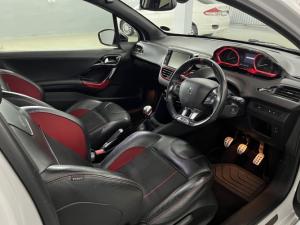 Peugeot 208 3-door GTi - Image 8