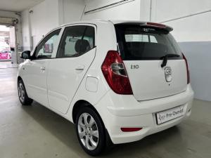 Hyundai i10 1.1 Motion auto - Image 5