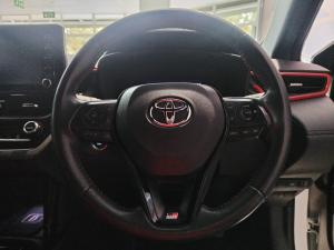 Toyota Corolla Cross 1.8 Hybrid GR-Sport - Image 10