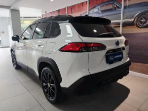 Toyota Corolla Cross 1.8 Hybrid GR-Sport - Image 7