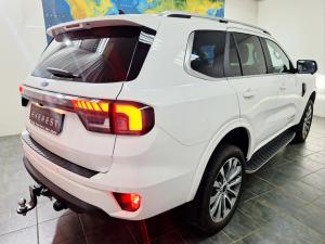 Ford Everest 3.0TD V6 4WD Platinum - Image 2
