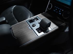 Land Rover Range Rover D350 HSE - Image 9