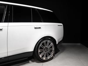Land Rover Range Rover D350 HSE - Image 29