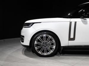 Land Rover Range Rover D350 HSE - Image 7