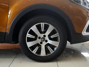 Renault Captur 66kW turbo Blaze - Image 12