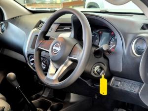 Nissan Navara 2.5DDTi single cab SE - Image 12