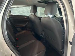 Volkswagen Polo hatch 1.0TSI Life auto - Image 11