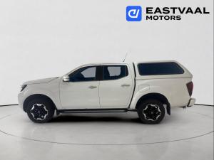 Nissan Navara 2.5DDTi double cab LE Plus 4x4 - Image 4
