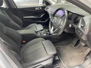 BMW 1 Series 118i Sport Line - Image 16