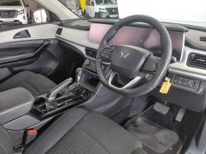 Mahindra XUV700 2.0T AX5 - Image 12