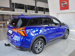Mahindra XUV700 2.0T AX5 - Image 8