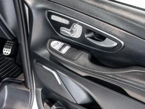 Mercedes-Benz V-Class V250d Avantgarde AMG Line - Image 20