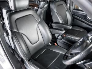 Mercedes-Benz V-Class V250d Avantgarde AMG Line - Image 22