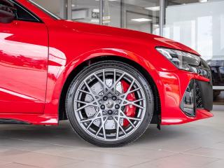 Audi RS3 sedan quattro