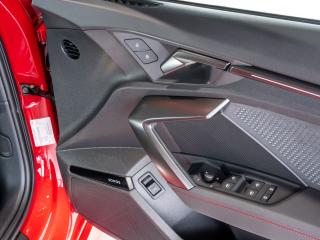 Audi RS3 sedan quattro