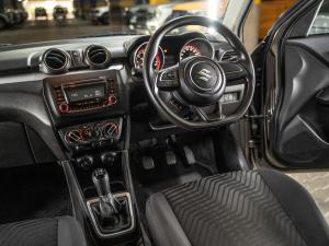 Suzuki Swift 1.2 GL - Image 21