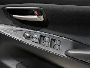 Mazda Mazda2 1.5 Dynamic auto - Image 18