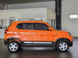 Suzuki S-Presso 1.0 S-Edition manual - Image 10