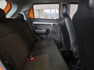 Suzuki S-Presso 1.0 S-Edition manual - Image 12