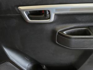 Suzuki S-Presso 1.0 S-Edition manual - Image 23