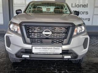 Nissan Navara 2.5DDTi double cab SE Plus auto