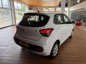 Hyundai Grand i10 1.2 Fluid - Image 4