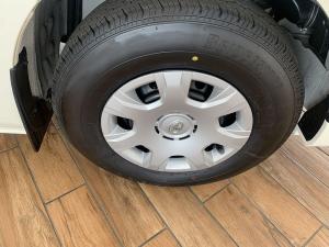 Toyota Hiace 2.5D-4D bus 14-seater GL - Image 4