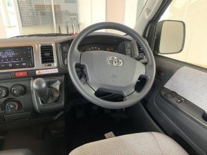 Toyota Hiace 2.5D-4D bus 14-seater GL - Image 9