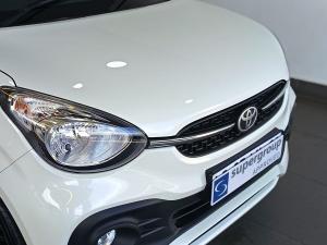 Toyota Vitz 1.0 XR manual - Image 10