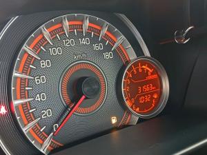 Toyota Vitz 1.0 XR manual - Image 16