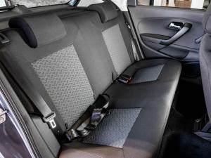 Volkswagen Polo Vivo hatch 1.6 Life - Image 10