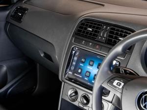 Volkswagen Polo Vivo hatch 1.6 Life - Image 6