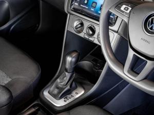 Volkswagen Polo Vivo hatch 1.6 Life - Image 7