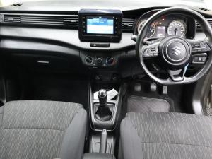 Suzuki Ertiga 1.5 GL manual - Image 8