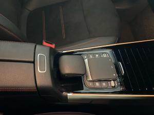 Mercedes-Benz GLB GLB250 Progressive - Image 12