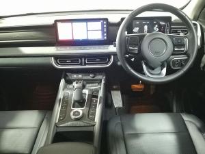 GWM P300 2.4T double cab LTD 4x4 - Image 15